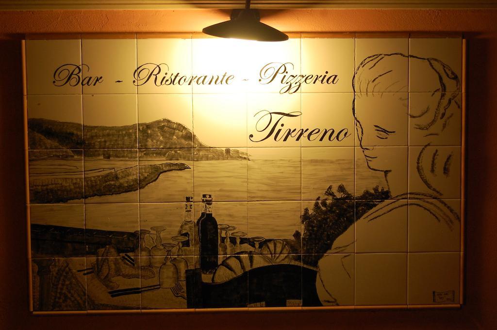 Albergo Tirreno مارينا دي كاميروتا المظهر الخارجي الصورة