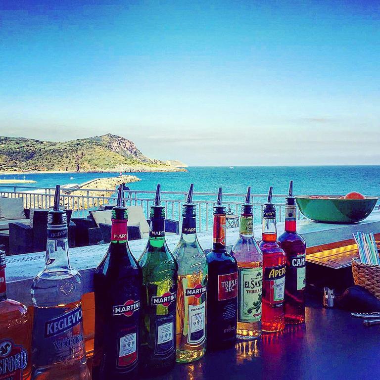 Albergo Tirreno مارينا دي كاميروتا المظهر الخارجي الصورة