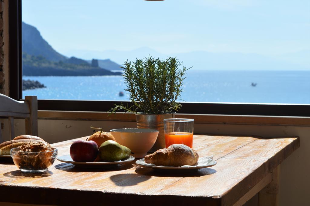 Albergo Tirreno مارينا دي كاميروتا المظهر الخارجي الصورة