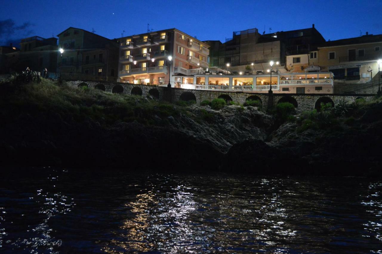 Albergo Tirreno مارينا دي كاميروتا المظهر الخارجي الصورة